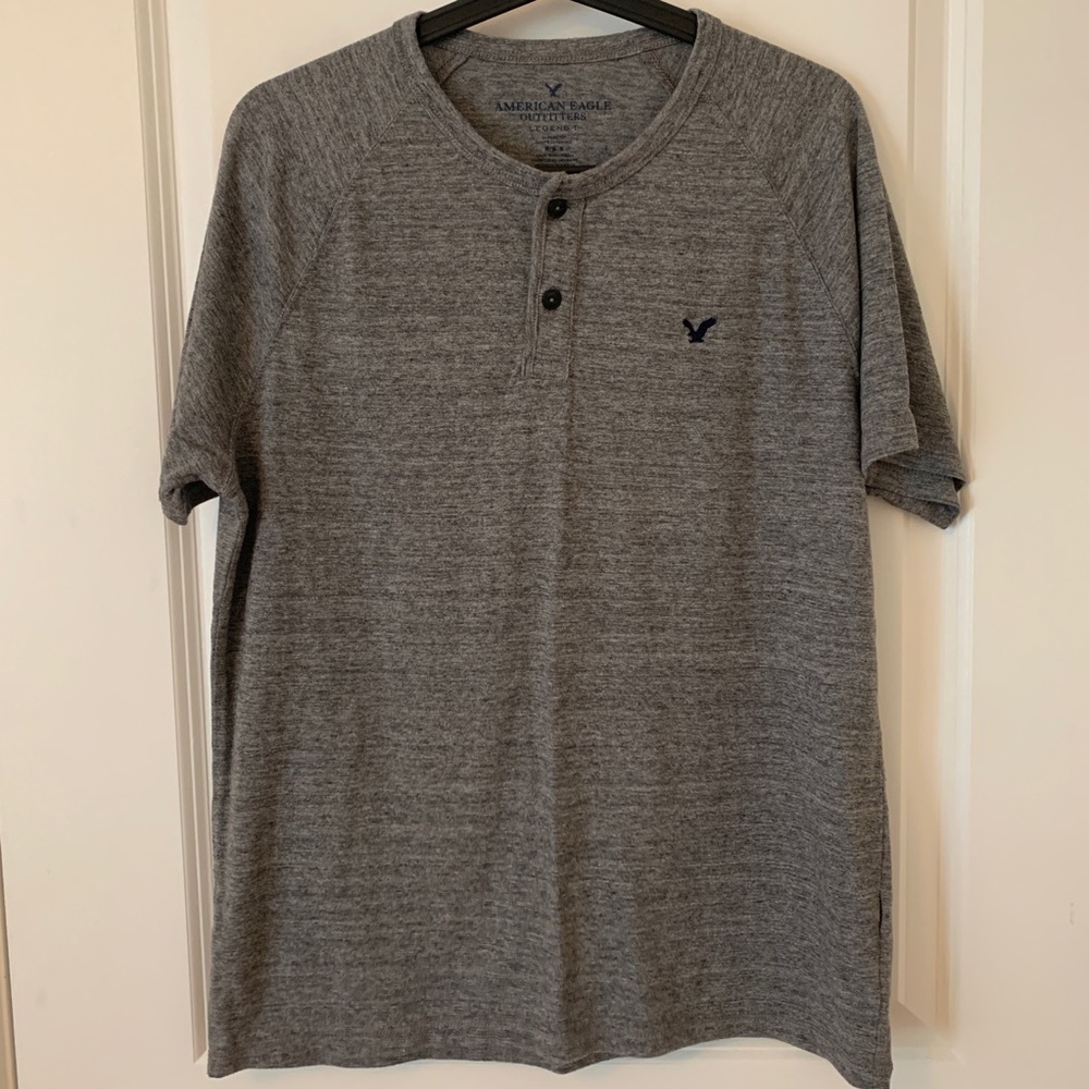 American Eagle Gray Henley Shirt